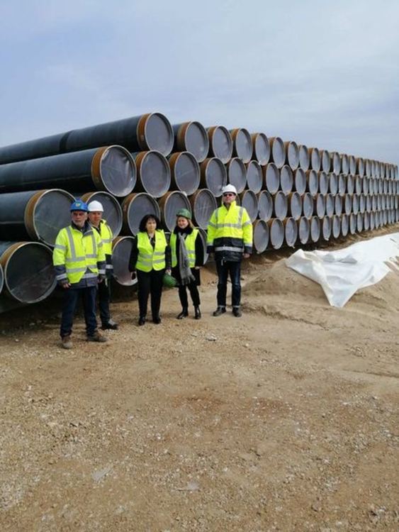 Министър Петкова инспектира газова връзка Гърция-България