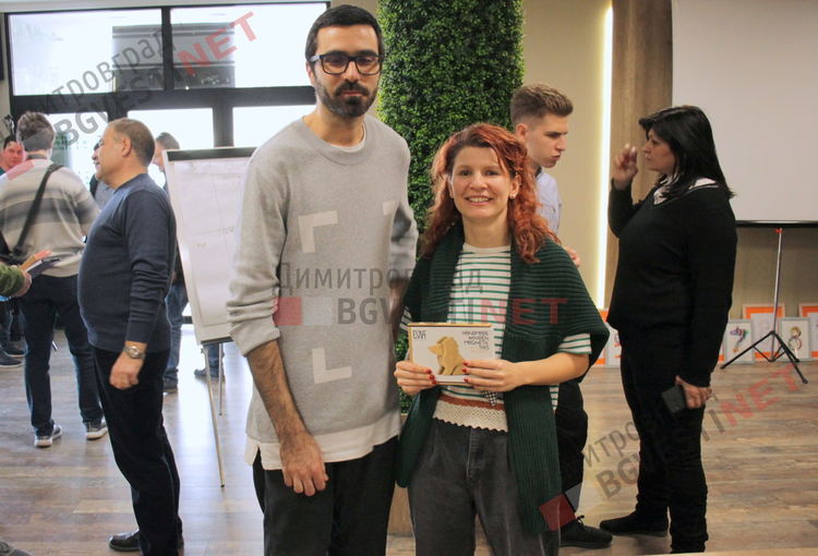 Огромен успех за стартъп-работилницата, конструктори на дървени магнитни пъзели са първите победители