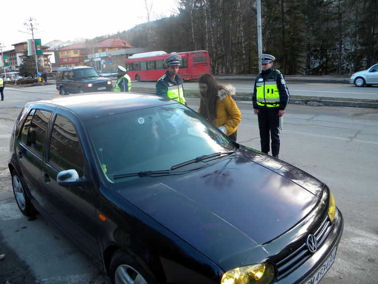 Ученици и полицаи в съвместна акция срещу алкохола зад волана