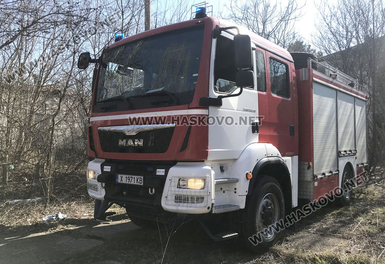 Неизвестни запалиха кабели в бившата казарма над ДНА