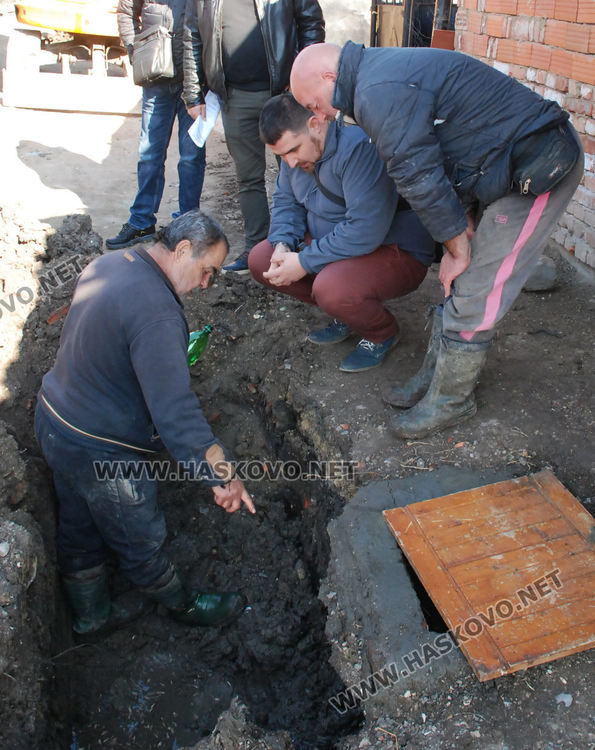 ВиК реже незаконни връзки в "Република"