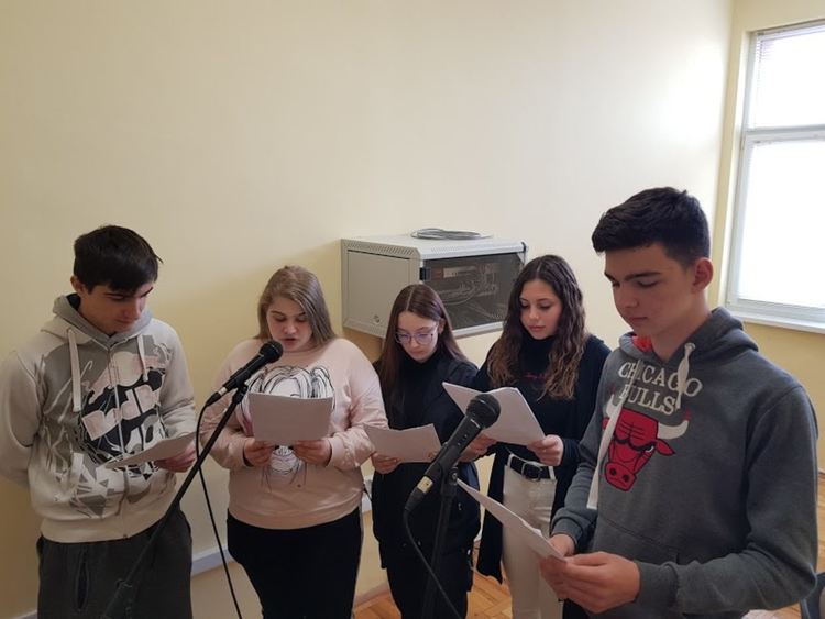 Власт и ученици отбелязват 147 години от обесването на Васил Левски