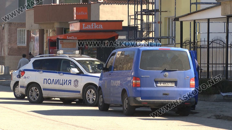 Задържаха трима с дрога в Хасковско