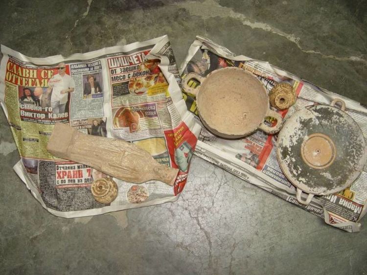 Прокуратура намери документ, че Божков е осъждан два пъти, в офиса му