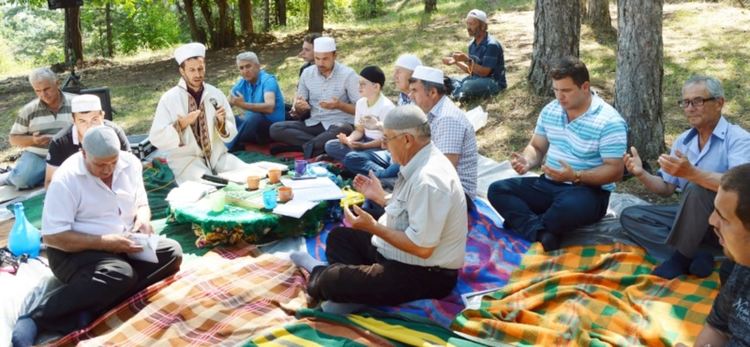 Черноочене-стари следи от алевизъм, изместени от ортодоксалния сунизъм