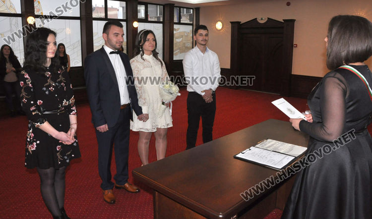 Бивши съученици се харесаха и си казаха "да" на 20.02.2020 година