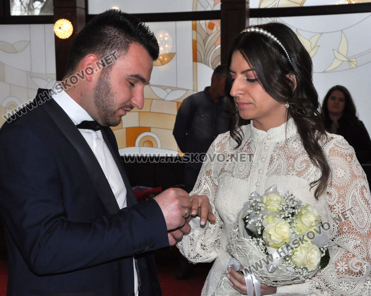 Бивши съученици се харесаха и си казаха "да" на 20.02.2020 година