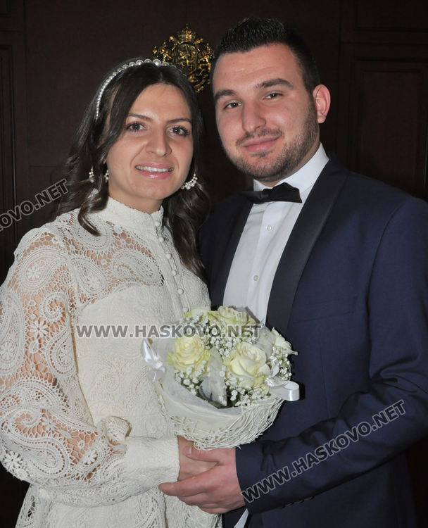 Бивши съученици се харесаха и си казаха "да" на 20.02.2020 година