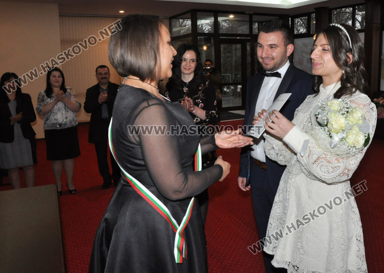 Бивши съученици се харесаха и си казаха "да" на 20.02.2020 година