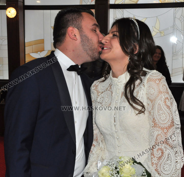 Бивши съученици се харесаха и си казаха "да" на 20.02.2020 година