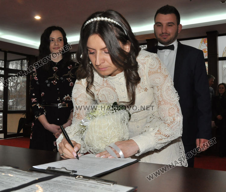 Бивши съученици се харесаха и си казаха "да" на 20.02.2020 година