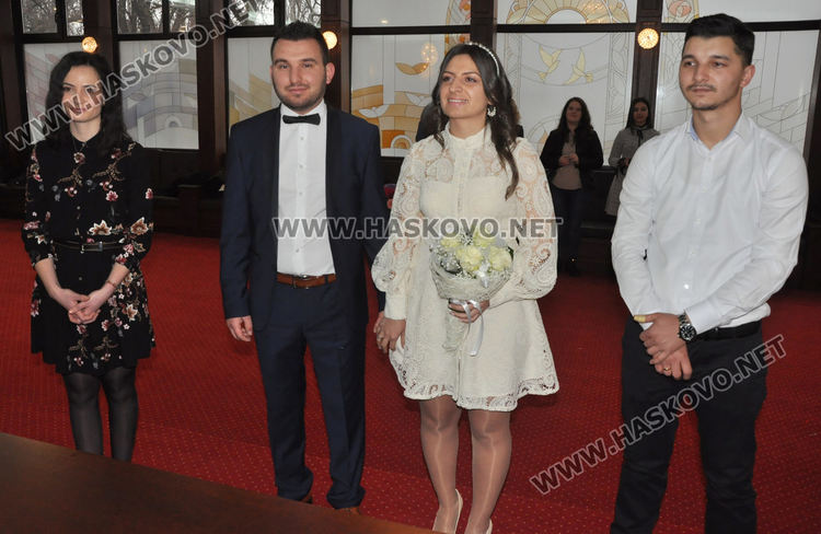 Бивши съученици се харесаха и си казаха "да" на 20.02.2020 година