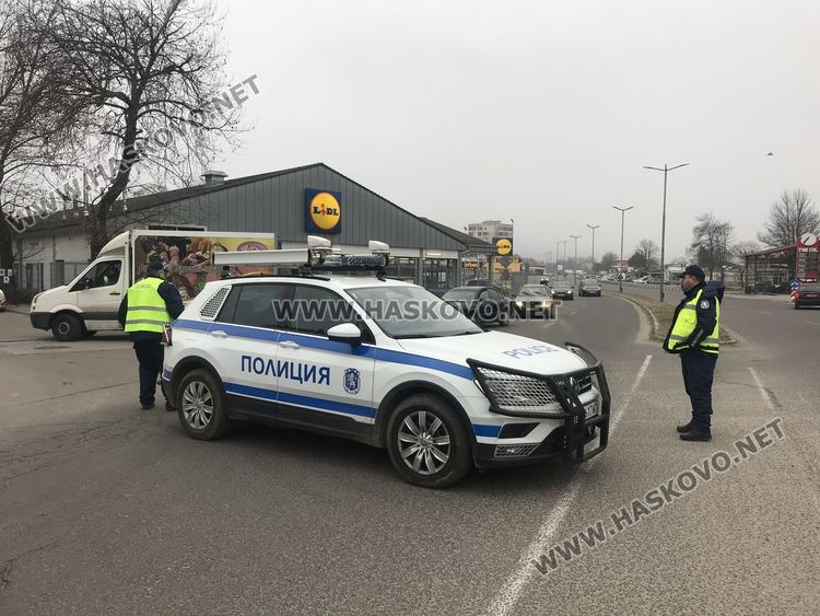 Изоставен куфар вдигна на крак полицията