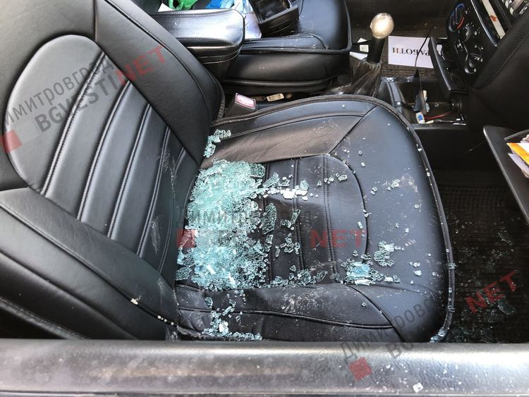 Вандали разбиха 9 коли в Димитровград