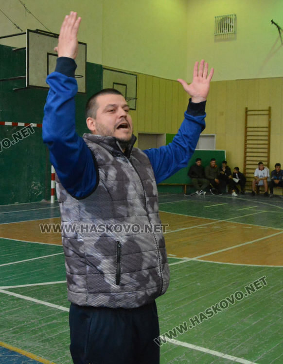 Механото и Дървото са победители в Общинското първенство по волейбол за ученици