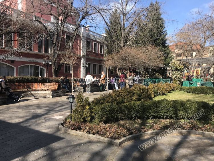 Запечатаха павилионите “Лафка” в Хасково, работещите готвят протест