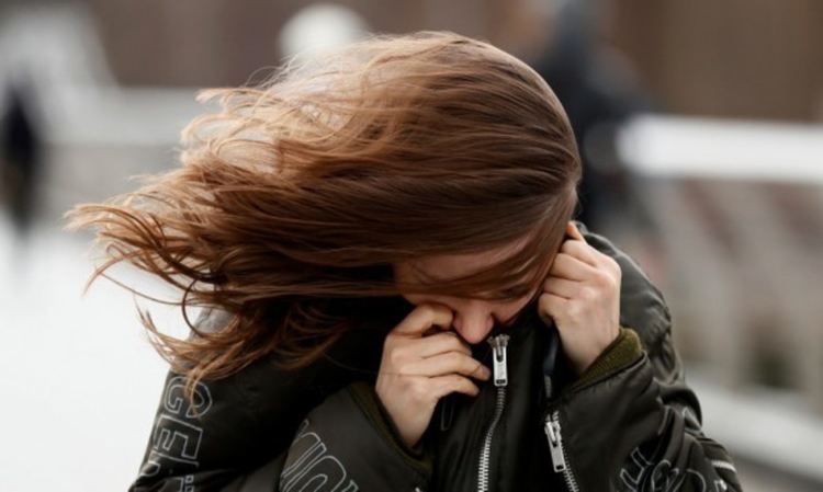 Високи температури и жълт код за силен вятър