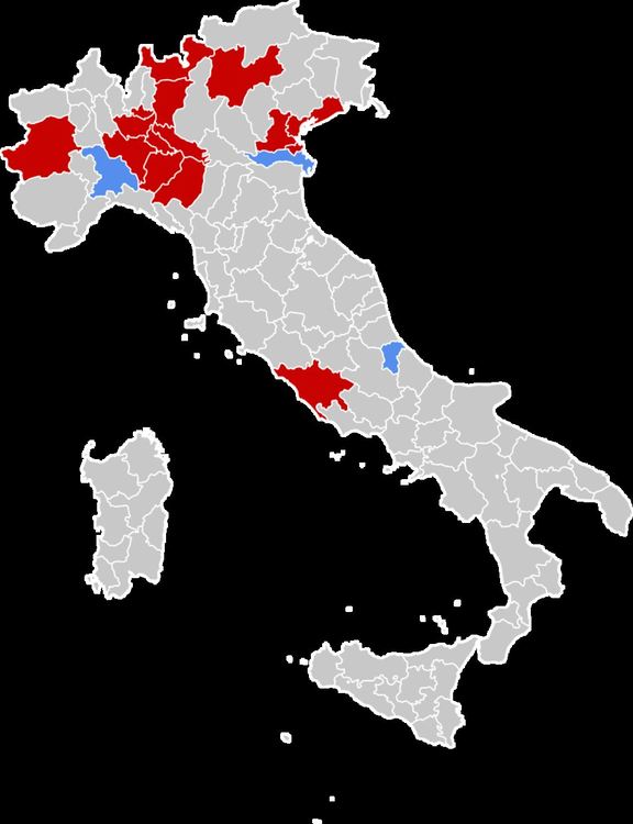 С червено са доказаните случаи, със синьо - предполагаеми