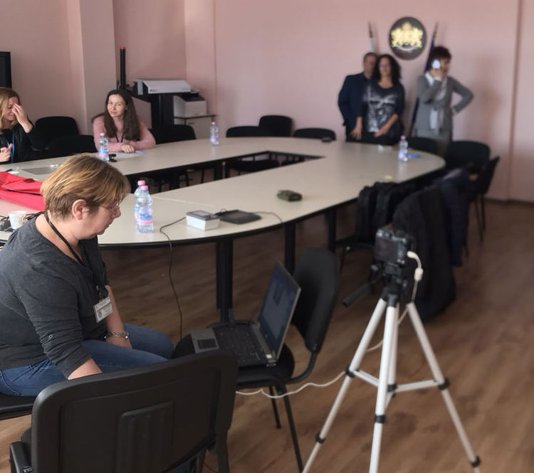 Мобилни екипи за лични документи в региона приемат заявки на имейл или по телефона