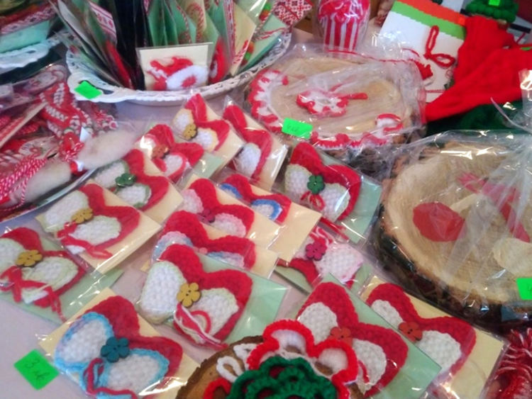 Откриха благотворителен базар в ОУ„Любен Каравелов“ в подкрепа на Михаела