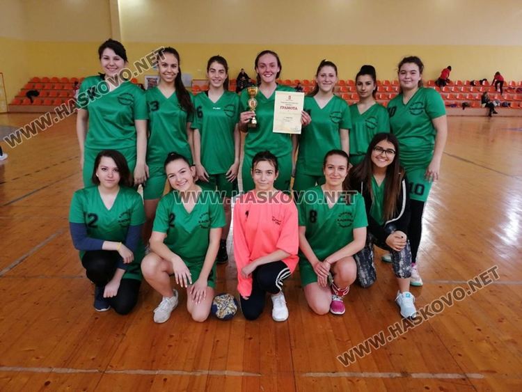 Победителките от ЕГ при ученичките от 11 и 12 клас