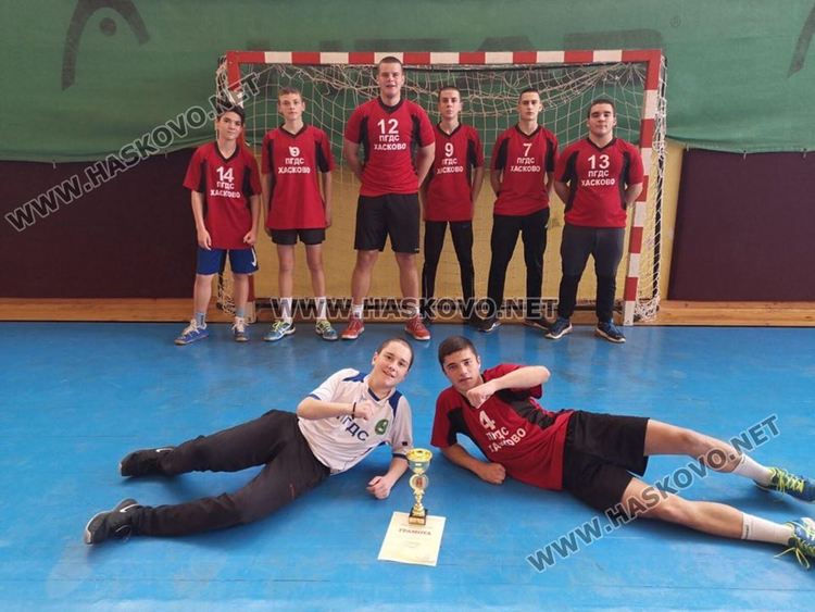 Победителите от ПГДС при учениците от 8 до 10 клас