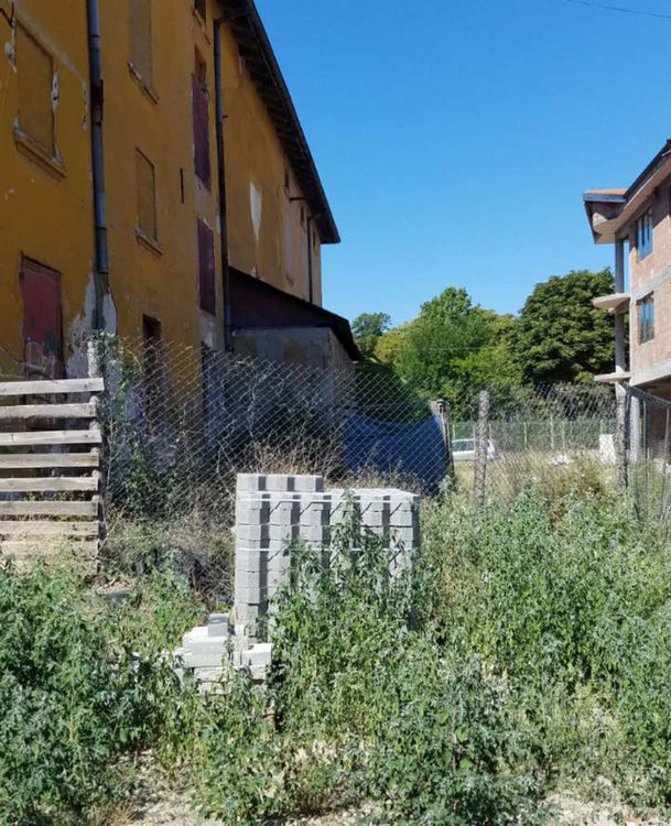 НАП пуска на търг тютюнев склад в Асеновград