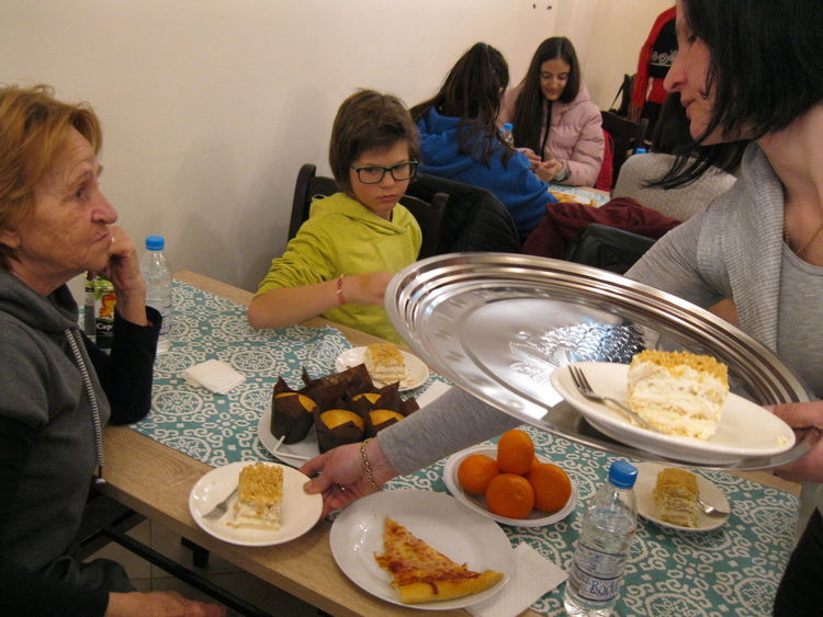 Съюзът на инвалидите в Смолян покани на мартенски празник най-малките си членове