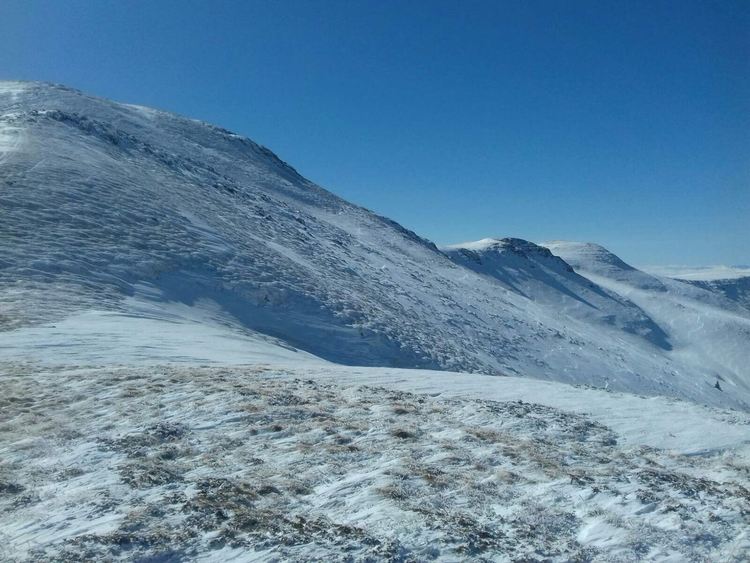 Алпинисти от Хасково и Димитровград покориха в. Миджур за 60 г. Алпийски клуб  