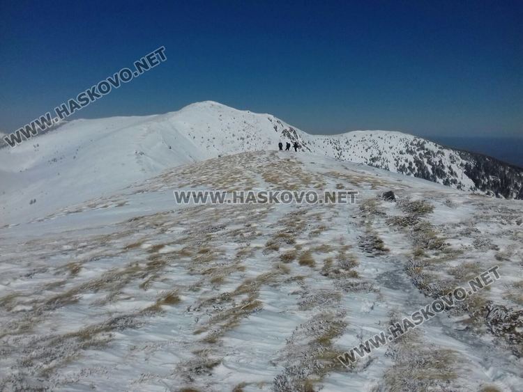 Алпинисти от Хасково и Димитровград покориха в. Миджур за 60 г. Алпийски клуб  