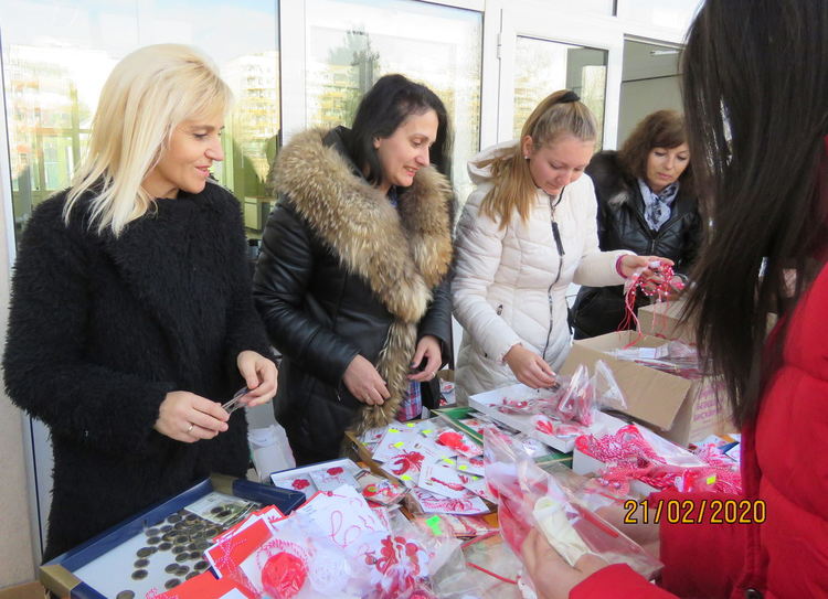 3 440 лв събраха Алековци на благотворителния базар за Михаела