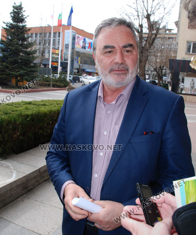 Д-р Кунчев: Вносът на коронавируса е неминуем, ограничете контактите