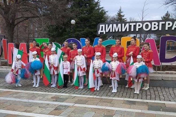 Стотици димитровградчани почетоха паметта на героите, донесли Свободата