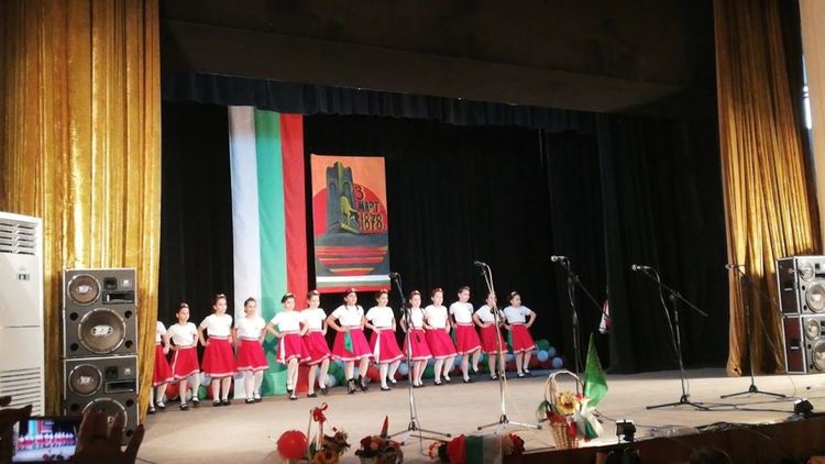 Първомай почете паметта на героите, донесли Свободата