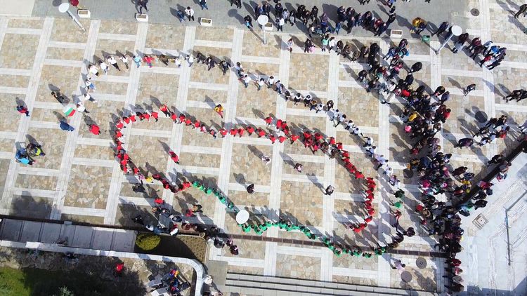 Трицветно българско хоро за 3-ти март в Харманли