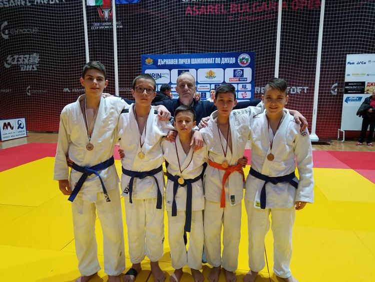 7 медала за хасковските джудисти от Държавния шампионат в Панагюрище