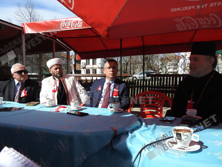 Преходното и непреходното в Третомартенското кафе в Кърджали