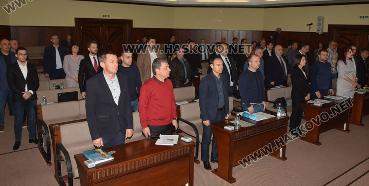 Хасково със съветници милионери