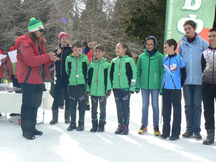 Състезателите на "Компас" с редица призови места от Държавното по ски ориентиране