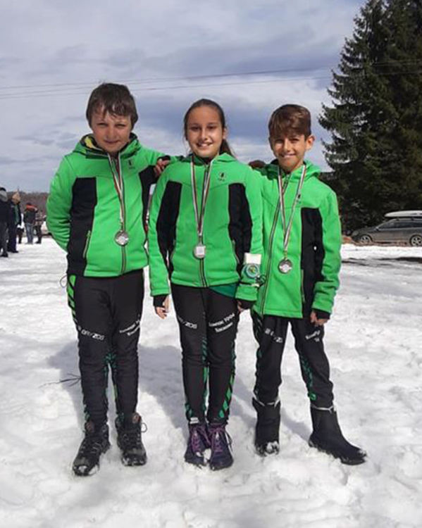 Състезателите на "Компас" с редица призови места от Държавното по ски ориентиране