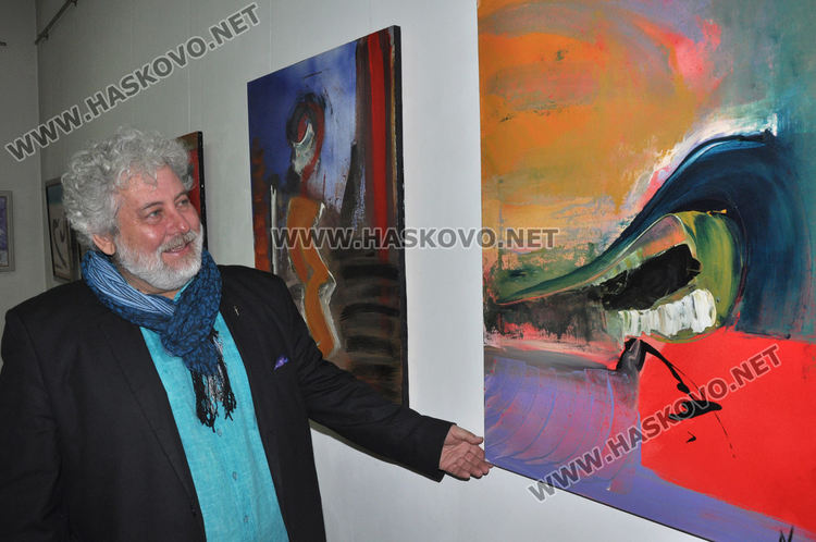 Светлозар Недев с първа изложба в Хасково