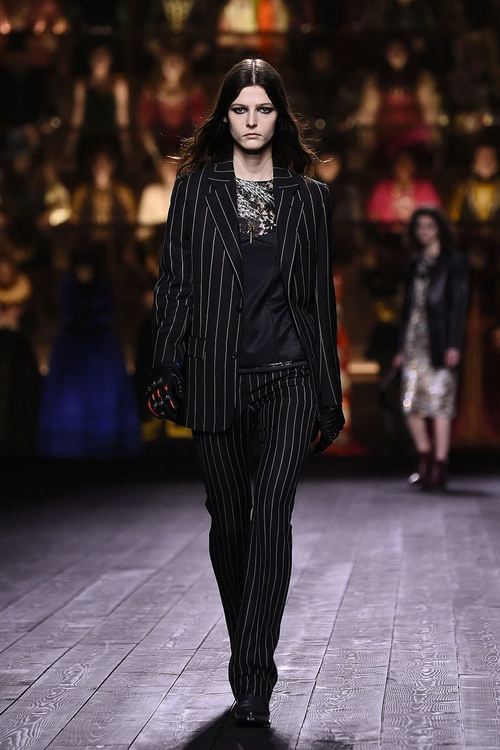 Колекцията на Louis Vuitton - ретро шик и футуристична визия