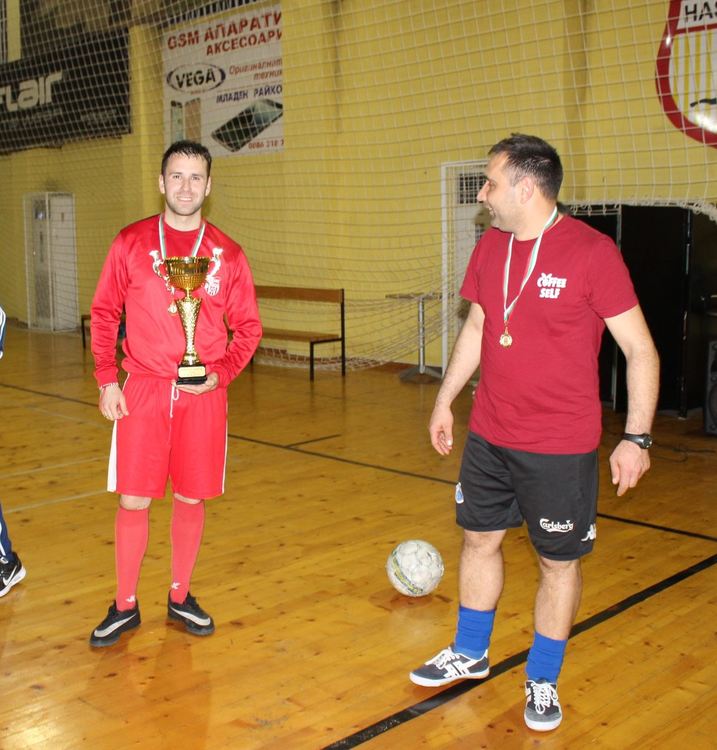 Отбор „Приятели” спечели Купата на кмета на Хасково