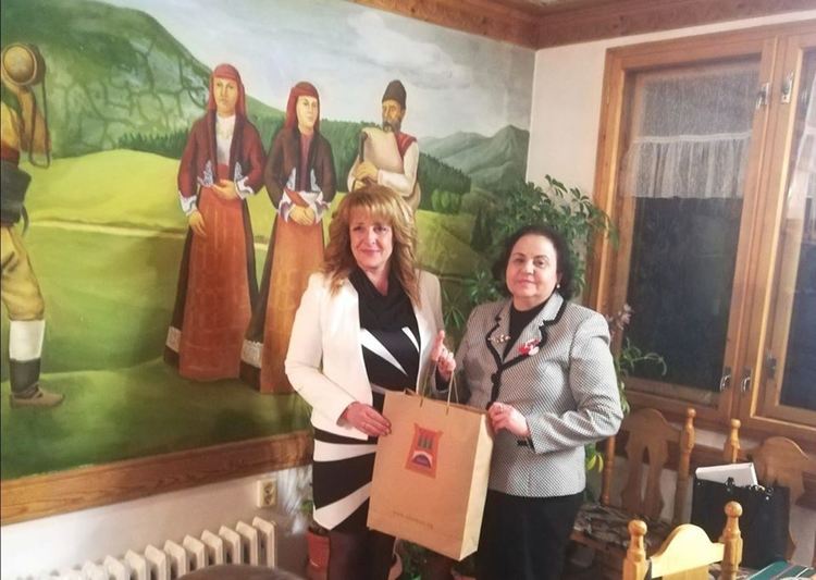 Кметът на Момчиловци Сийка Суркова с посланика Мароко Н. Пр. Закия Ел Мидауи 