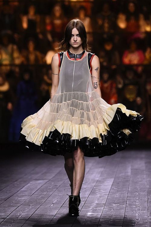 Колекцията на Louis Vuitton - ретро шик и футуристична визия