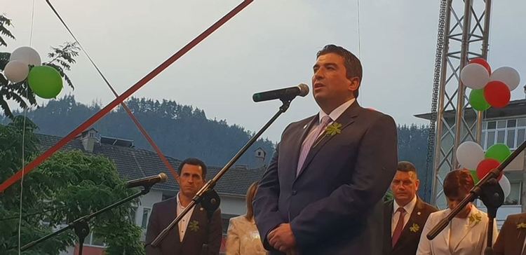 Недялко Славов към жените : "Вие често пренебрегвате себе си,заради другите "