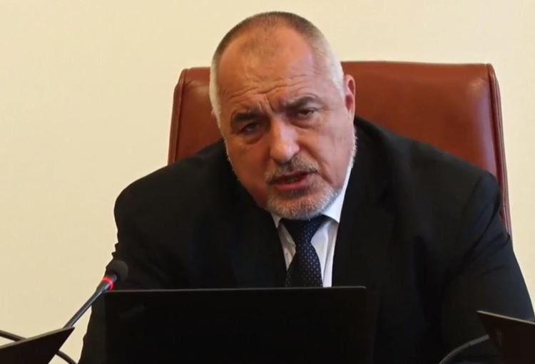 Извънредни мерки у нас заради коронавируса. Патрули пред болниците  