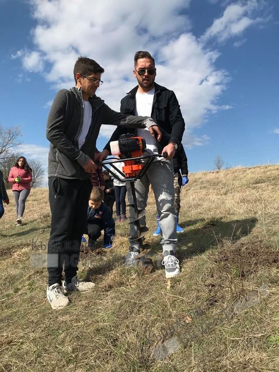 Кърджалийци се отзоваха на призива на Ротаракт,засадиха 1000 дръвчета до Обсерваторията