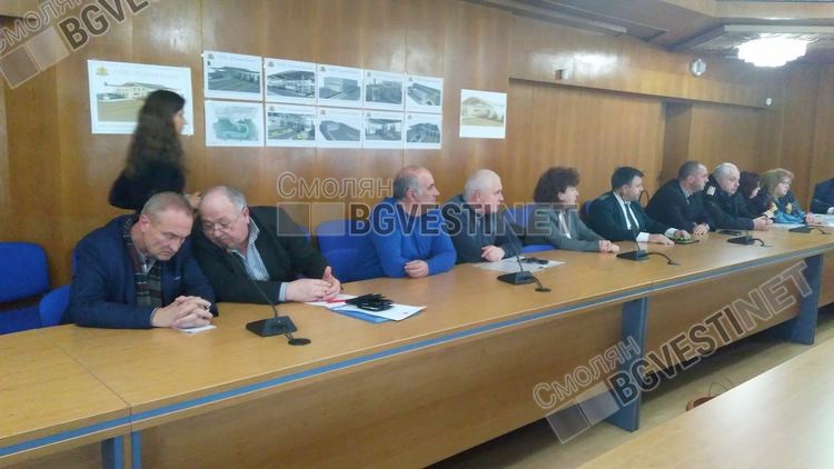 Четири проби от Смолян са изследвани за коронавирус, няма положителна