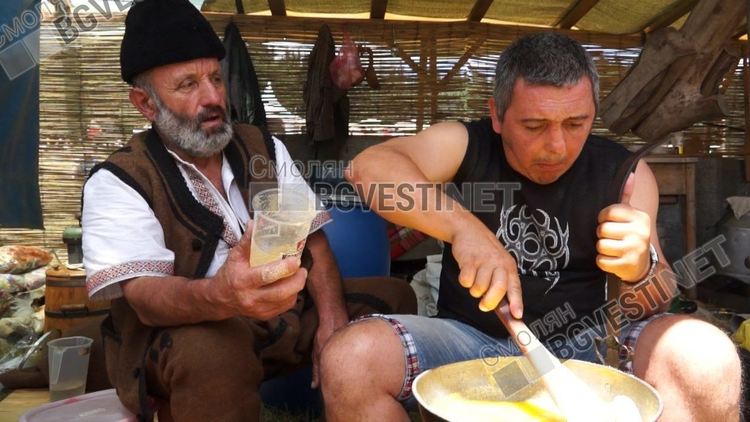 Последният пазител Салих Паша: &bdquo;Няма вече нищо истинско в магазина. От едното ща хванеш диабет, от другото ще вдигнеш кръвно...&ldquo;